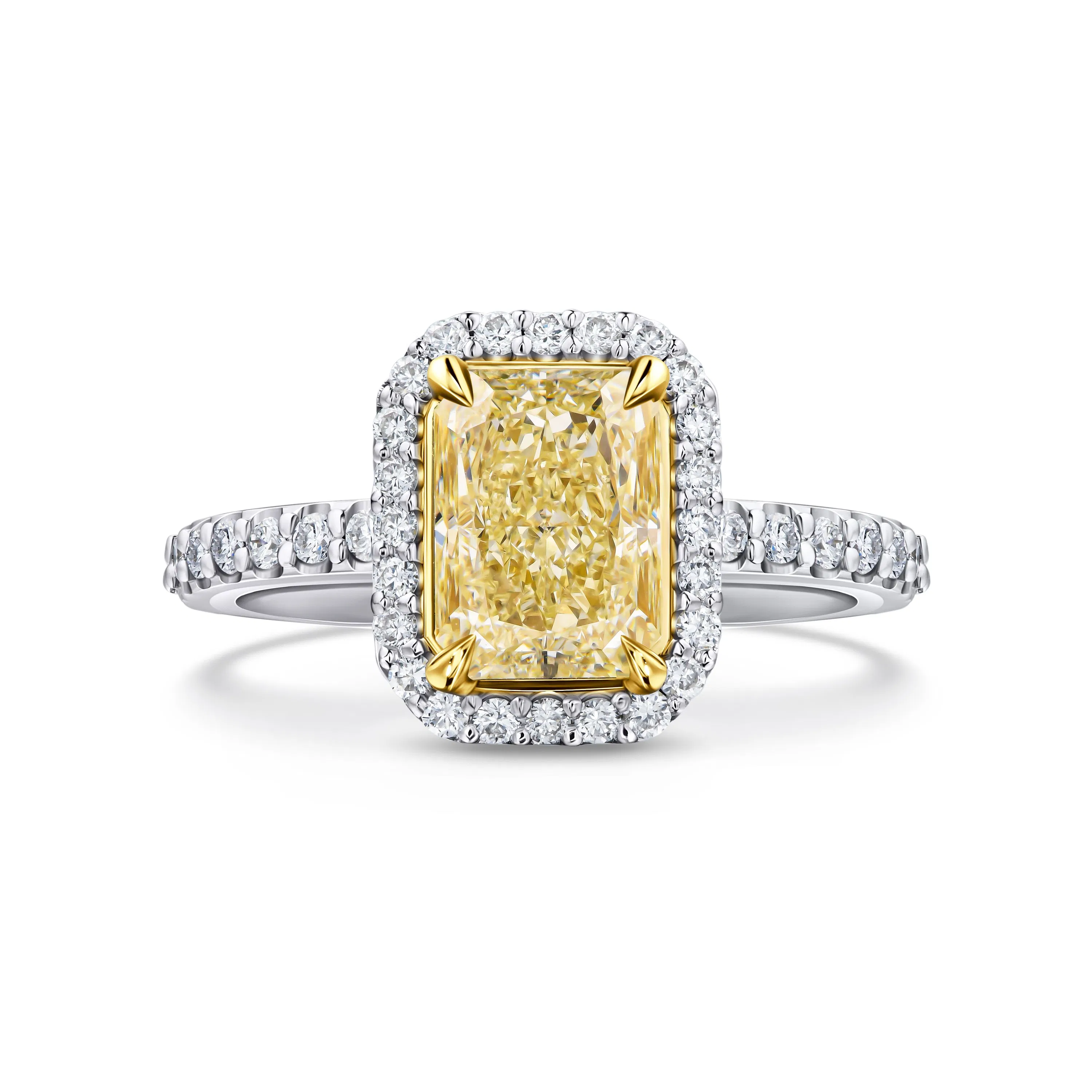 Кольцо из белого золота с желтым бриллиантом 2.02 карата