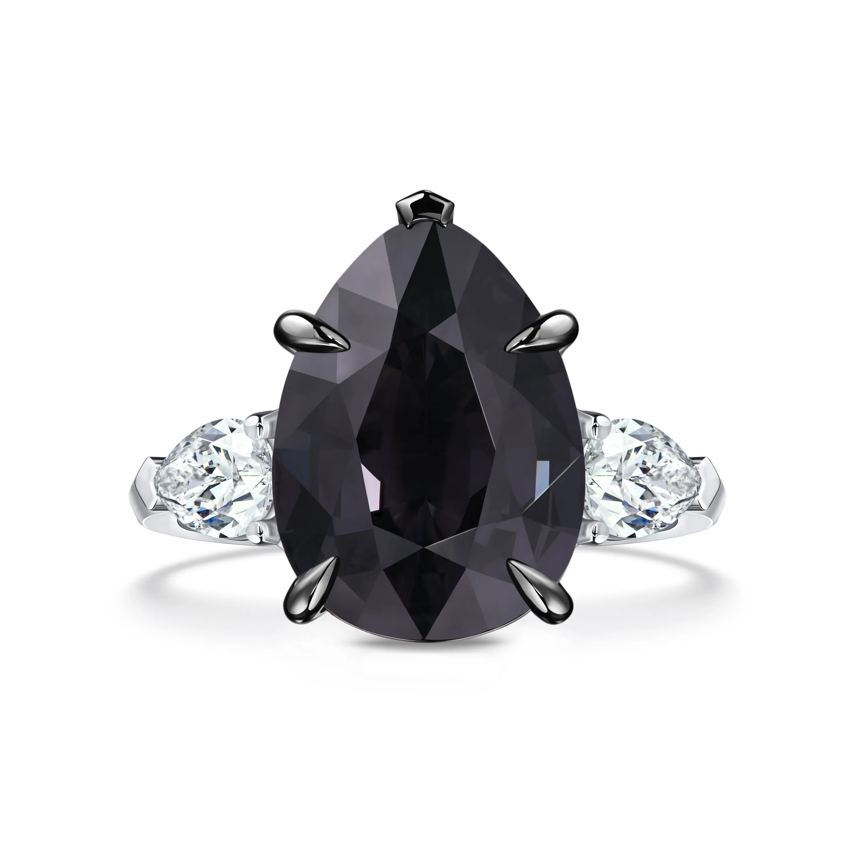 Кольцо из белого золота с центральной шпинелью 5.6 карата