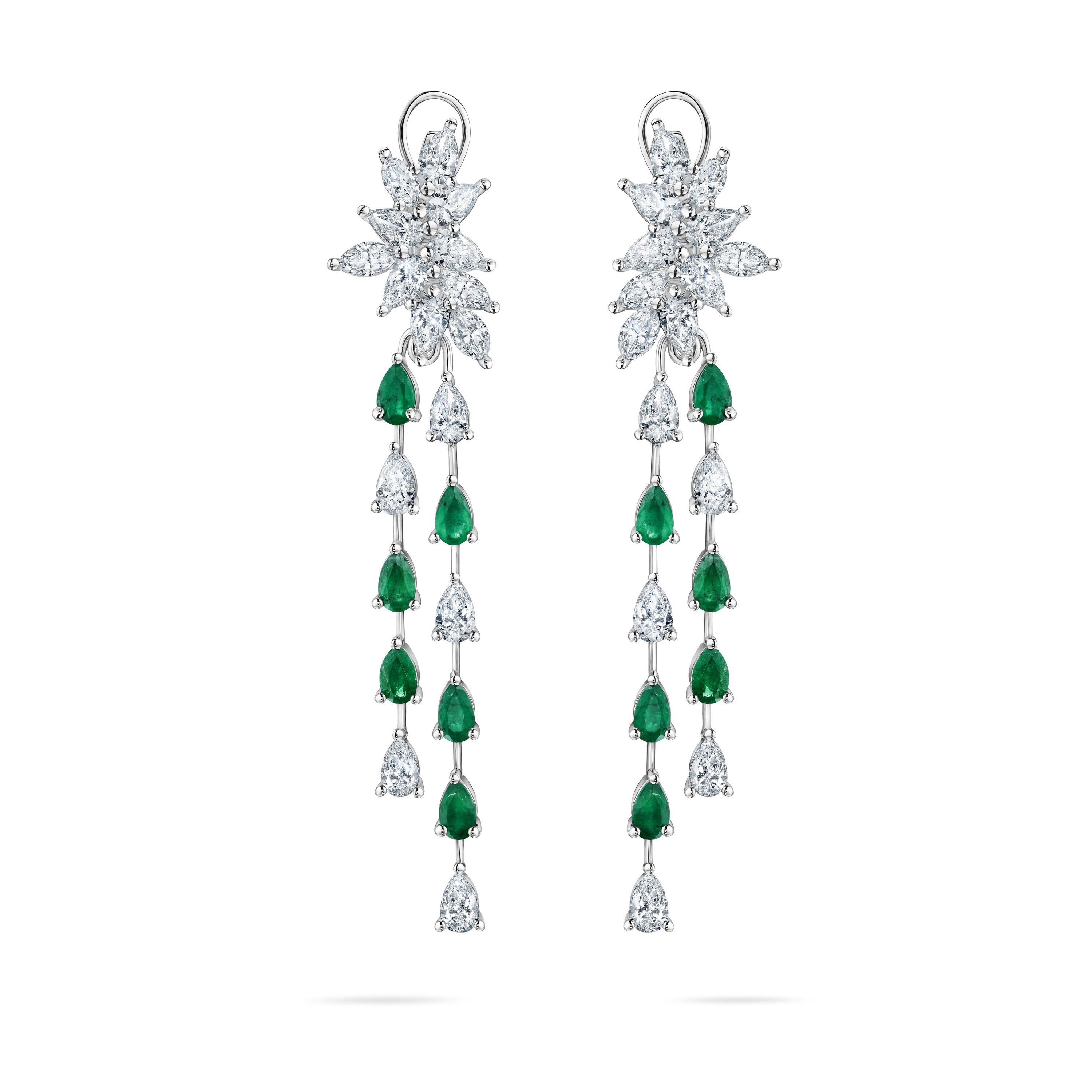 Серьги из белого золота с изумрудами 2.328 карат и бриллиантами 4.996 карат