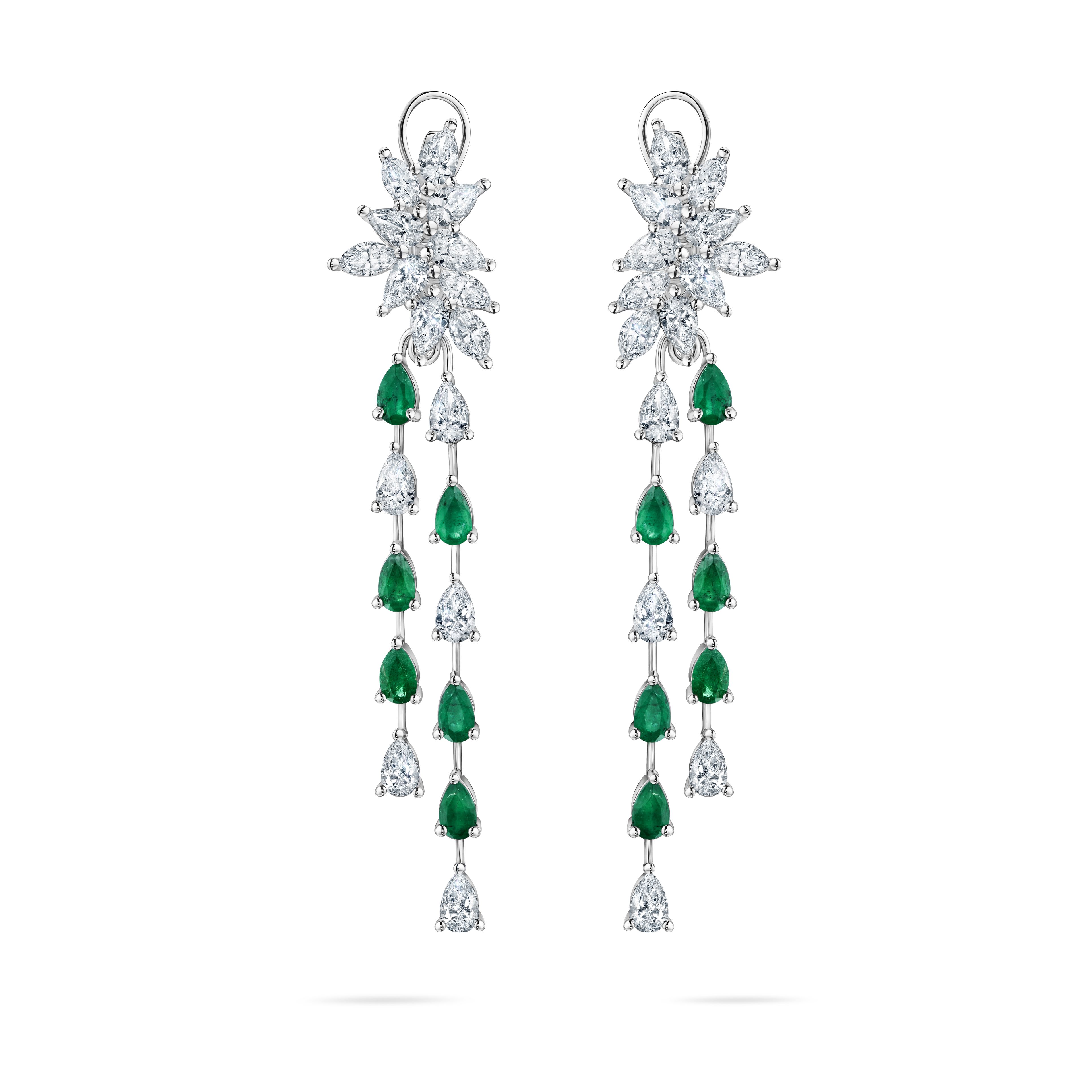 Серьги из белого золота с изумрудами 2.328 карат и бриллиантами 4.996 карат