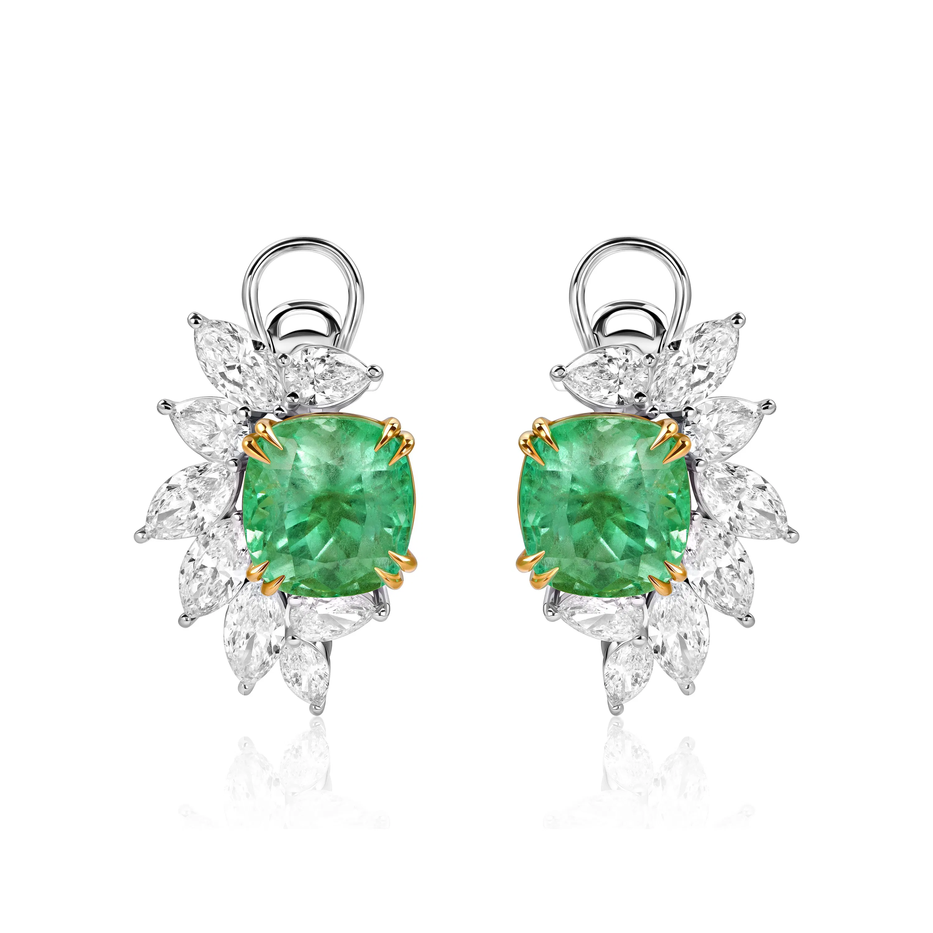 Серьги с изумрудами 13.97 карат в белом золоте.