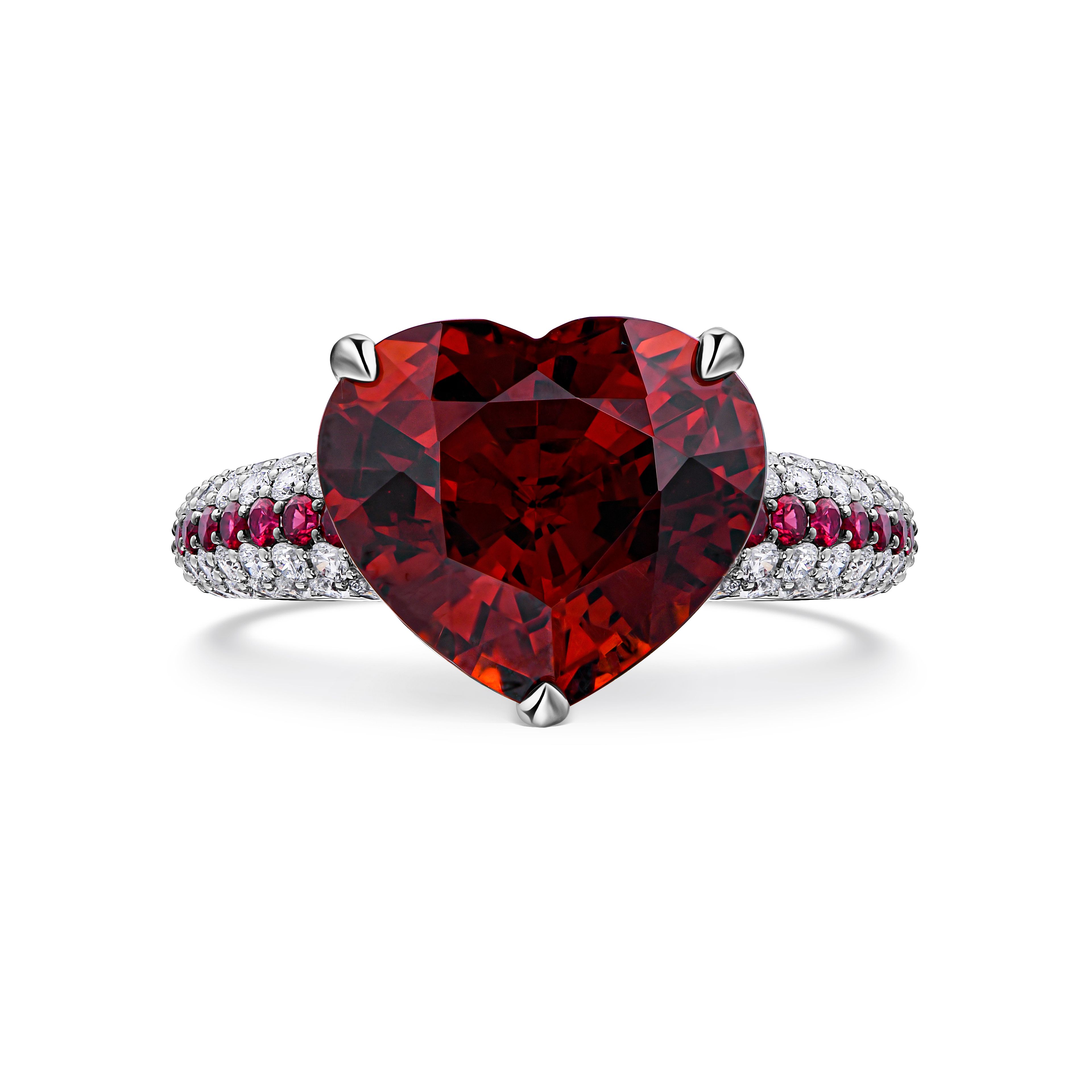 Кольцо из белого золота с спессартином 7.87 карата