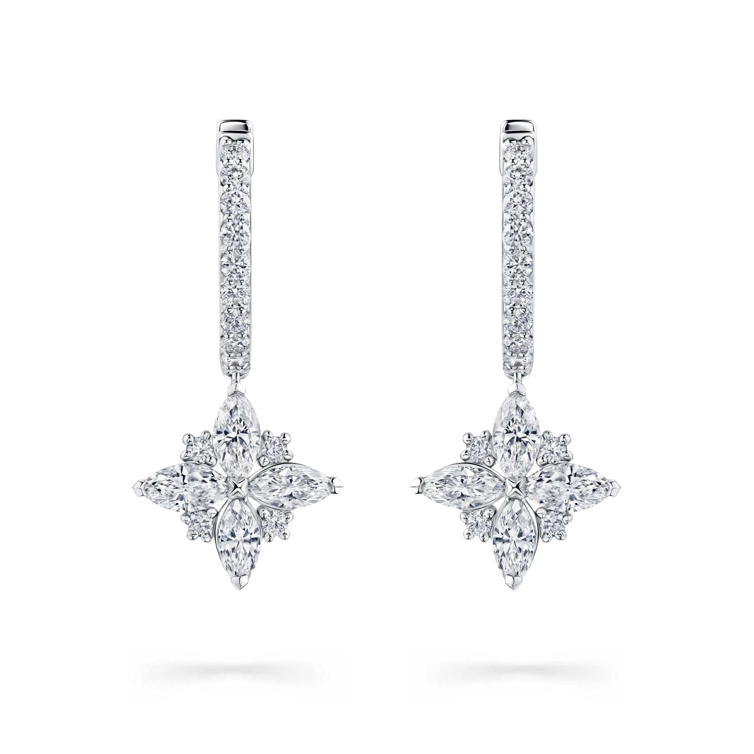 Серьги из белого золота с бриллиантами 2.503 карата.
