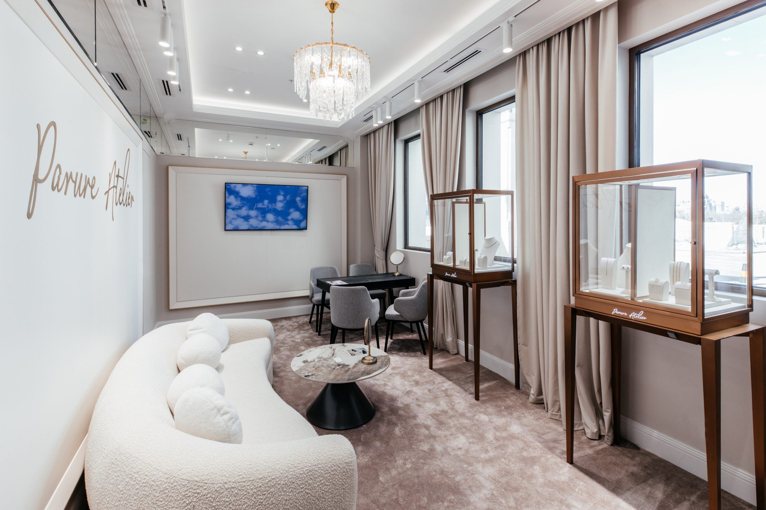 Астана, St.Regis, проспект Кабанбай батыра 1