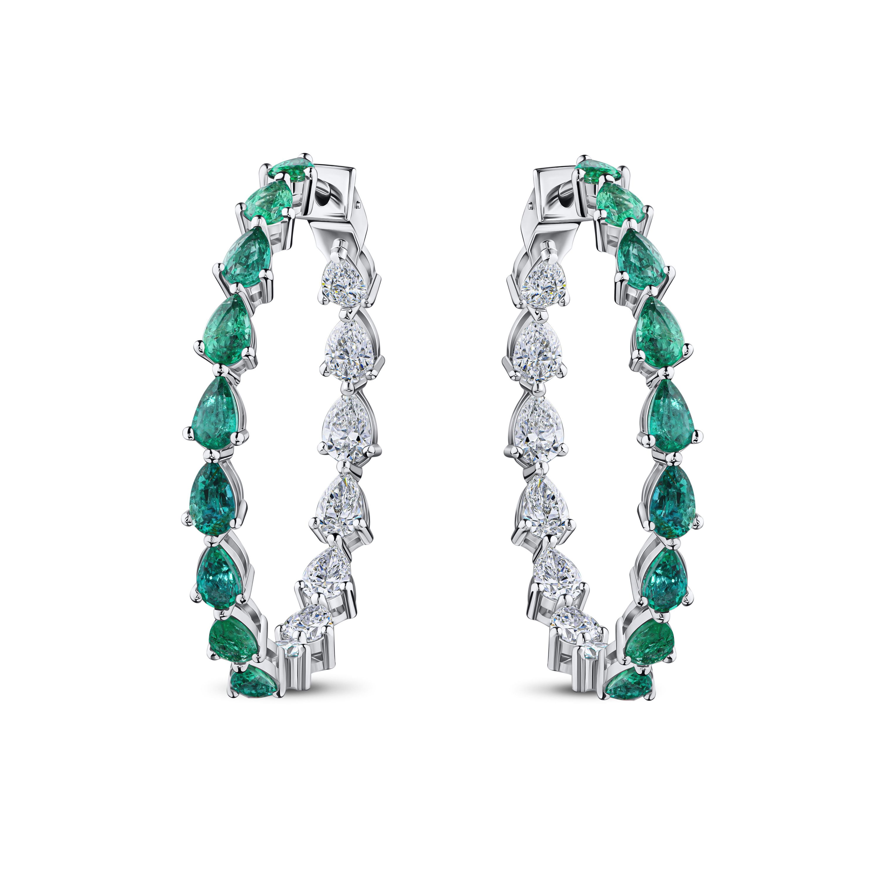 Серьги-конго из белого золота с изумрудами 3.212 карат и бриллиантами 2.77 карат