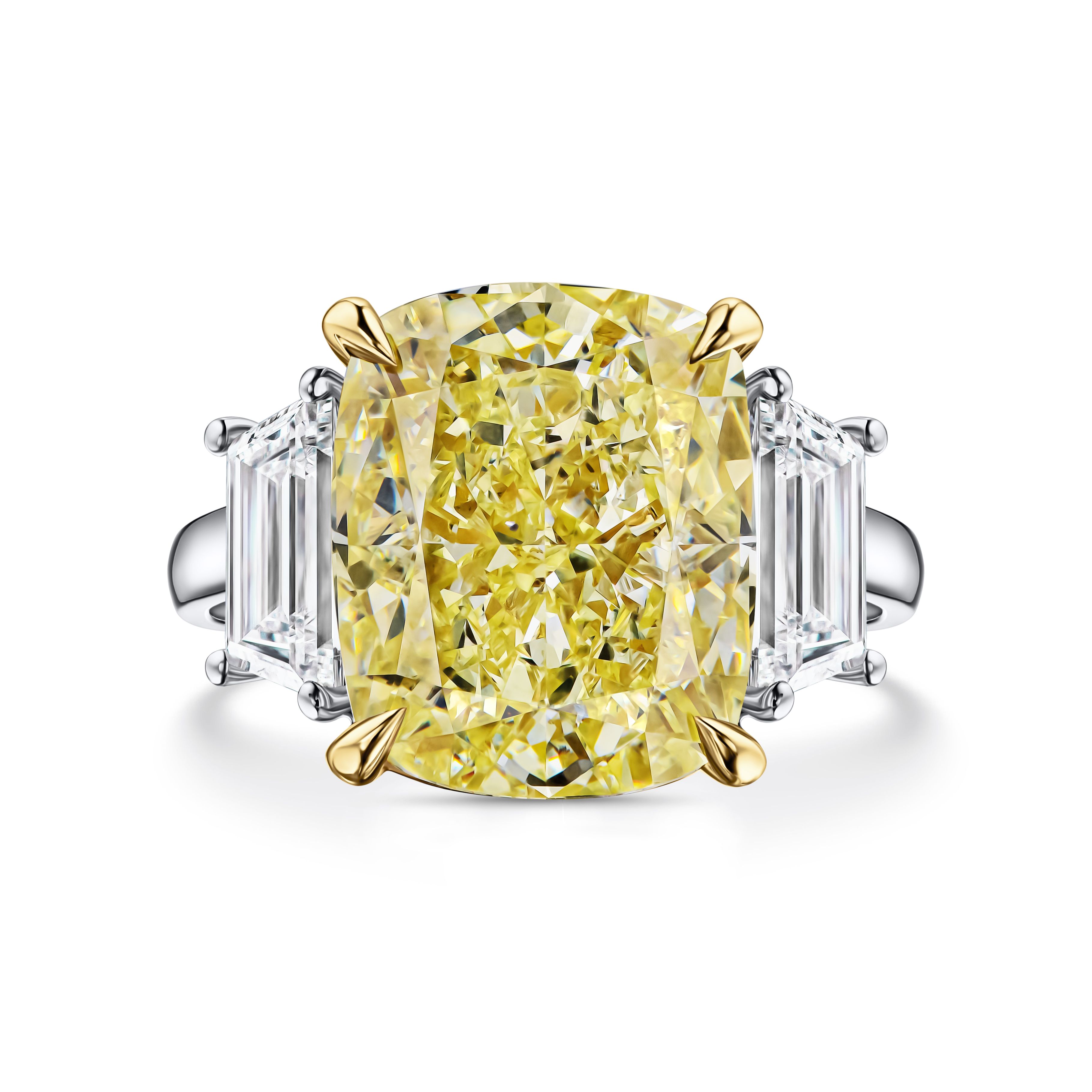 Кольцо с желтым бриллиантом 8.20 карат в белом золоте