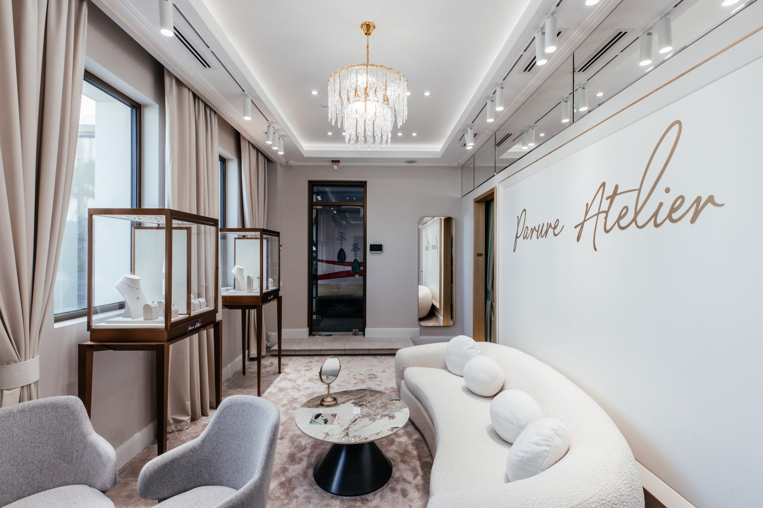 Астана, St.Regis, проспект Кабанбай батыра 1