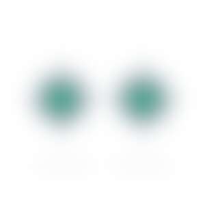 Пусеты из белого золота с изумрудами 1.24 и 1.18 карата.